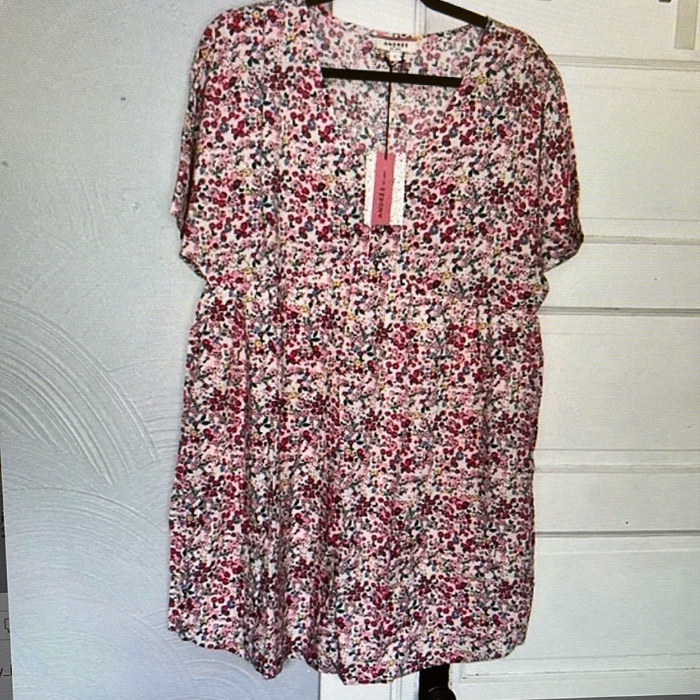 Andree by Unit Women's S Dress White Pink Florals Babydoll Knee Length Line NWT